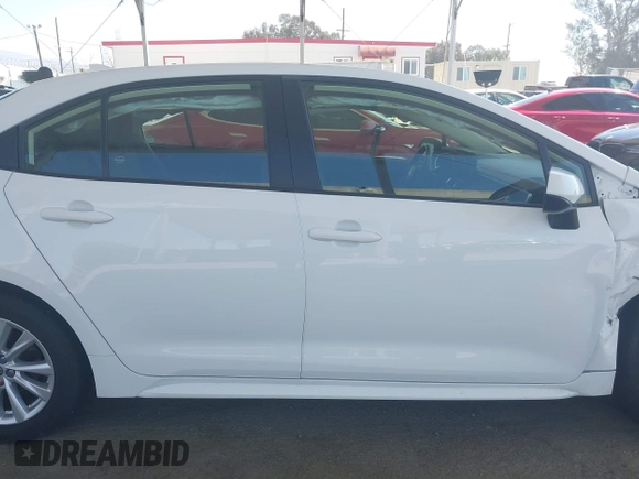 2024 Toyota Corolla LE with VIN JTDB4MEE6RJ014534, listed as a IAAI auction lot 42013699 with 8,158 mi miles. Bid and sale history available at carsss.com. Image 13.