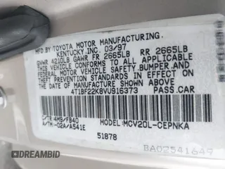 1997 Toyota Camry LE z VIN 4T1BF22K8VU916373, wystawiony jako IAAI lot #41915751 z przebiegiem 259 818 mil mil oraz . Historia ofert i sprzedaży dostępna na DreamBid. Obrazek 9.