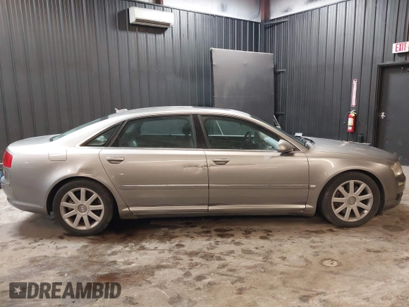 2005 Audi A8 L with VIN WAUML44E75N010117, listed as a IAAI auction lot 41523759 with 125,431 mi miles. Bid and sale history available at carsss.com. Image 6.