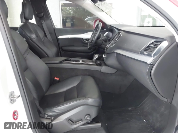 2016 Volvo XC90 T6 Momentum с VIN YV4A22PK8G1033668, выставлен на аукционе IAAI как лот 42291713 с пробегом 115 135 миль миль и . История ставок и продаж доступна на DreamBid. Изображение 5.