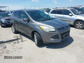 2014 Ford Escape SE с VIN 1FMCU0GX6EUC77090, выставлен на аукционе IAAI как лот 42388222 с пробегом 182 131 миль миль и . История ставок и продаж доступна на DreamBid. Изображение 1.