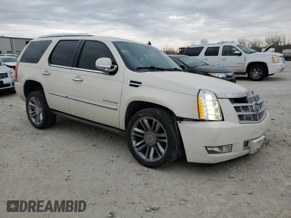 2014 Cadillac Escalade Platinum z VIN 1GYS4DEF6ER178624, wystawiony jako Copart lot #84922784 z przebiegiem 182 858 mil mil oraz Szkoda całkowita • Salvage title. Historia ofert i sprzedaży dostępna na DreamBid. Obrazek 4.