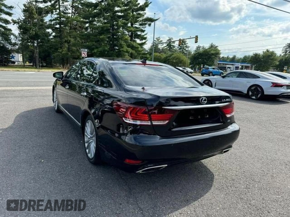 2014 Lexus LS 460 L with VIN JTHDL5EF0E5006716, listed as a Copart auction lot 80977554 with 231,024 mi miles and Clean title. Bid and sale history available at DreamBid. Image 4.