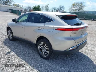 2021 Toyota Venza LE with VIN JTEAAAAH4MJ030822, listed as a IAAI auction lot 41864005 with 6,661 mi miles. Bid and sale history available at carsss.com. Image 3.