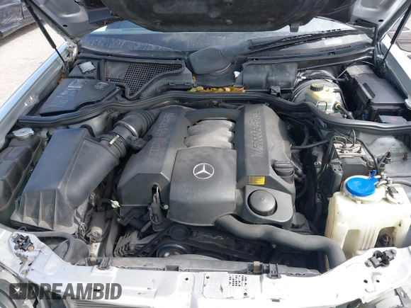 2002 Mercedes-Benz E-Class with VIN WDBJF82J02X070968, listed as a IAAI auction lot 41352216 with 91,704 mi miles. Bid and sale history available at carsss.com. Image 10.