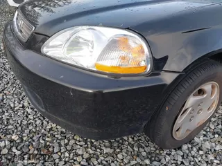 1997 Honda Civic EX with VIN 2HGEJ8542VH520783, listed as a IAAI auction lot 40744085 with 155,772 mi miles. Bid and sale history available at carsss.com. Image 6.