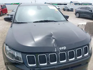 2018 Jeep Compass Latitude with VIN 3C4NJCBB6JT108842, listed as a IAAI auction lot 42221324 with 112,046 mi miles and . Bid and sale history available at DreamBid. Image 6.