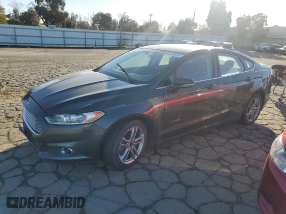 2015 Ford Fusion SE Hybrid with VIN 3FA6P0LU4FR213570, listed as a Copart auction lot 82136224 with 148,524 mi miles and Salvage Title. Bid and sale history available at carsss.com. Image 1.