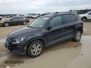 2017 Volkswagen Tiguan S z VIN WVGBV7AX4HK027972, wystawiony jako Copart lot #54177995 z przebiegiem 129 847 mil mil oraz Szkoda całkowita • Salvage title. Historia ofert i sprzedaży dostępna na DreamBid. Obrazek 1.