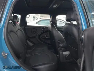 2016 MINI Cooper Countryman S with VIN WMWZC3C55GWT09717, listed as a IAAI auction lot 38404631 with 46,016 mi miles. Bid and sale history available at carsss.com. Image 8.