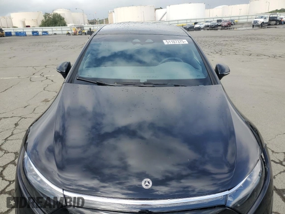 2024 Mercedes-Benz EQS 450 z VIN W1KCG2EB4RA048256, wystawiony jako Copart lot #51107375 z przebiegiem Nie podano mil oraz Szkoda całkowita • Salvage title. Historia ofert i sprzedaży dostępna na DreamBid. Obrazek 11.