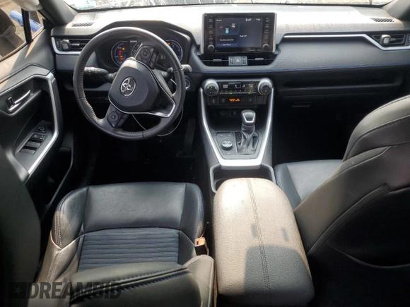 2021 Toyota RAV4 Hybrid XSE with VIN 4T3E6RFV4MU034021, listed as a Copart auction lot 59295175 with 25,500 mi miles and Salvage title. Bid and sale history available at DreamBid. Image 8.