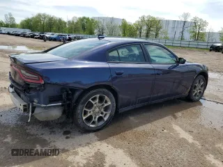 2015 Dodge Charger SXT z VIN 2C3CDXJG6FH837396, wystawiony jako Copart lot #56969455 z przebiegiem 151 864 mil mil oraz Szkoda całkowita • Salvage title. Historia ofert i sprzedaży dostępna na DreamBid. Obrazek 3.