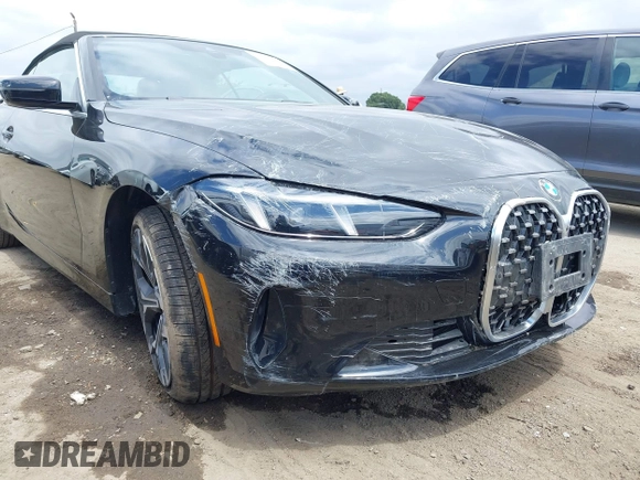 2025 BMW 4 Series 430i z VIN WBA33DB08SCU35159, wystawiony jako IAAI lot #42019631 z przebiegiem 895 mil mil oraz . Historia ofert i sprzedaży dostępna na DreamBid. Obrazek 19.