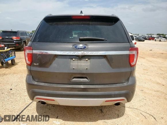 2017 Ford Explorer XLT with VIN 1FM5K7D87HGC22106, listed as a Copart auction lot 58682755 with 122,488 mi miles and Salvage title. Bid and sale history available at DreamBid. Image 6.