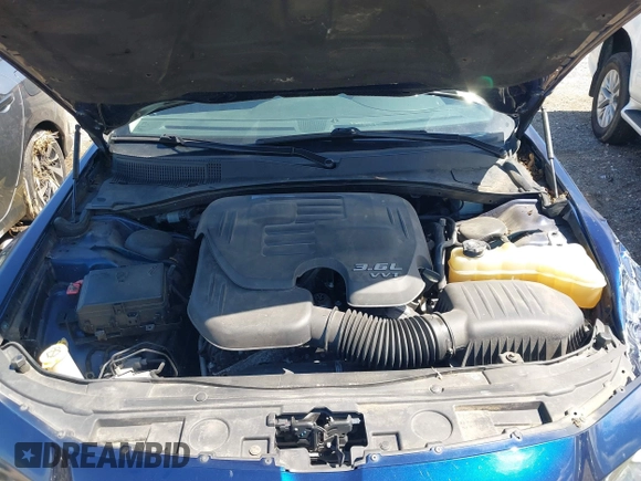 2017 Chrysler 300 with VIN 2C3CCAEG1HH566485, listed as a IAAI auction lot 39798304 with 75,695 mi miles. Bid and sale history available at carsss.com. Image 10.