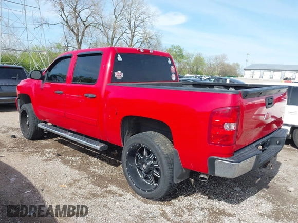 2011 Chevrolet Silverado 1500 LT with VIN 3GCPKSE37BG303301, listed as a IAAI auction lot 42097369 with 175,611 mi miles and . Bid and sale history available at DreamBid. Image 3.