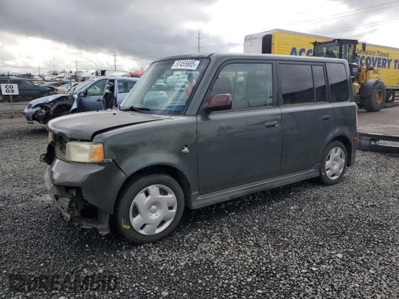 2005 Scion xB z VIN JTLKT334250173983, wystawiony jako Copart lot #52455685 z przebiegiem 98 953 mil mil oraz Szkody całkowita. Historia ofert i sprzedaży dostępna na DreamBid. Obrazek 1.