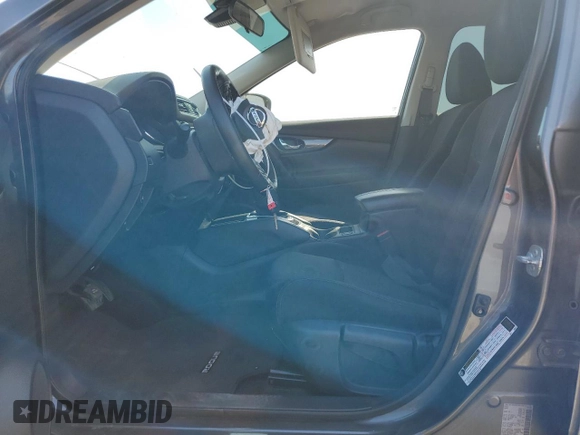 2019 Nissan Rogue SV with VIN 5N1AT2MT6KC717527, listed as a Copart auction lot 53943765 with 82,528 mi miles and Salvage Title. Bid and sale history available at DreamBid. Image 7.