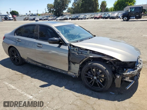 2022 BMW 3 Series 330i with VIN WBA5R1C04NFN14819, listed as a Copart auction lot 64467823 with 18,310 mi miles. Bid and sale history available at carsss.com. Image 4.