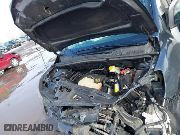 2019 Chevrolet Trax LS with VIN 3GNCJNSB4KL389924, listed as a IAAI auction lot 41662725 with 86,061 mi miles. Bid and sale history available at carsss.com. Image 10.