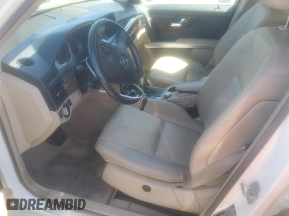 2011 Mercedes-Benz GLK 350 with VIN WDCGG5GB0BF609405, listed as a Copart auction lot 70653754 with 84,937 mi miles and Salvage Title. Bid and sale history available at DreamBid. Image 7.