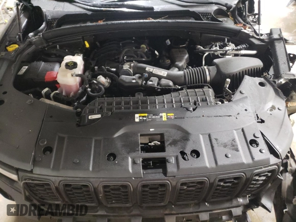 2024 Jeep Grand Cherokee Altitude X with VIN 1C4RJHAG3RC112415, listed as a Copart auction lot 83643914 with 10,776 mi miles and Salvage title. Bid and sale history available at DreamBid. Image 11.