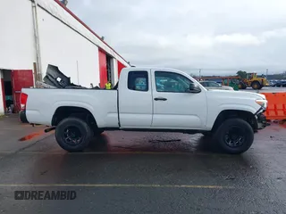 2016 Toyota Tacoma SR with VIN 5TFRX5GN0GX071038, listed as a IAAI auction lot 41176395 with 160,803 mi miles and . Bid and sale history available at DreamBid. Image 14.