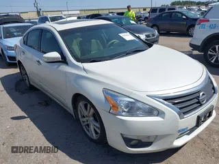 2014 Nissan Altima SL with VIN 1N4BL3AP6EC421665, listed as a IAAI auction lot 41858814 with 199,040 mi miles and . Bid and sale history available at DreamBid. Image 1.