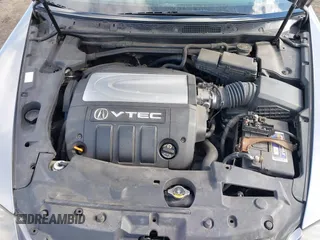 2007 Acura RL Tech Pkg with VIN JH4KB16617C000200, listed as a IAAI auction lot 41592490 with 224,508 mi miles. Bid and sale history available at carsss.com. Image 10.