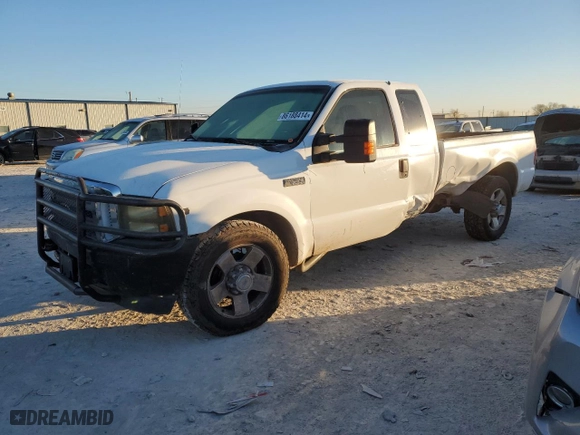 2002 Ford Super Duty F-250 XL with VIN 1FTNX20L92EB84755, listed as a Copart auction lot 86188414 with 298,900 mi miles and Salvage Title. Bid and sale history available at carsss.com. Image 1.