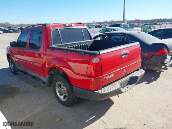 2005 Ford Explorer Sport Trac XLS with VIN 1FMZU67K05UA00517, listed as a IAAI auction lot 41826288 with 237,310 mi miles. Bid and sale history available at carsss.com. Image 3.