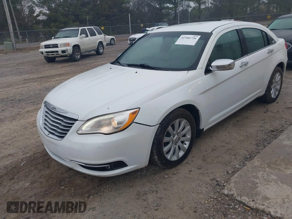 2013 Chrysler 200 Limited with VIN 1C3CCBCB8DN568054, listed as a IAAI auction lot 41506726 with 137,318 mi miles. Bid and sale history available at carsss.com. Image 6.
