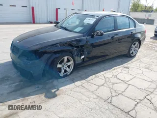 2008 BMW 3 Series 328xi with VIN WBAVC93548K045013, listed as a IAAI auction lot 42183945 with 118,454 mi miles and . Bid and sale history available at DreamBid. Image 2.