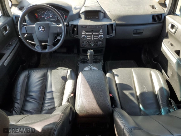 2010 Mitsubishi Endeavor SE with VIN 4A4JN3AS2AE016706, listed as a Copart auction lot 51506235 with 120,743 mi miles and Salvage Title. Bid and sale history available at carsss.com. Image 8.