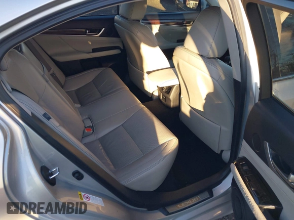 2014 Lexus GS 350 with VIN JTHBE1BLXE5041932, listed as a IAAI auction lot 41039999 with 249,288 mi miles and . Bid and sale history available at DreamBid. Image 8.