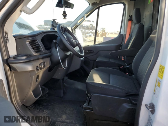 2022 Ford E-Transit Cargo z VIN 1FTBW3XKXNKA30408, wystawiony jako Copart lot #67506013 z przebiegiem 20 228 mil mil oraz . Historia ofert i sprzedaży dostępna na DreamBid. Obrazek 7.