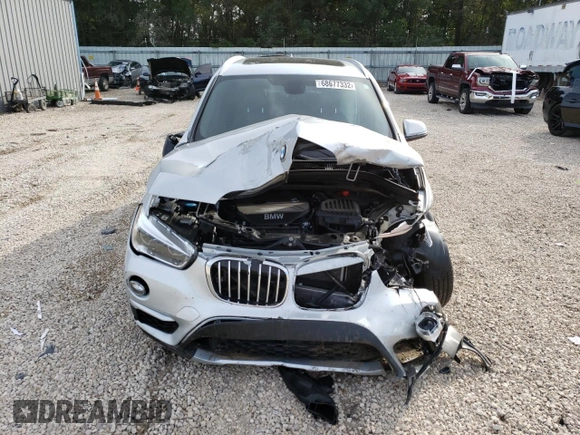 2017 BMW X1 sDrive28i with VIN WBXHU7C30H5H37516, listed as a Copart auction lot 68677332 with 0 mi miles. Bid and sale history available at carsss.com. Image 5.