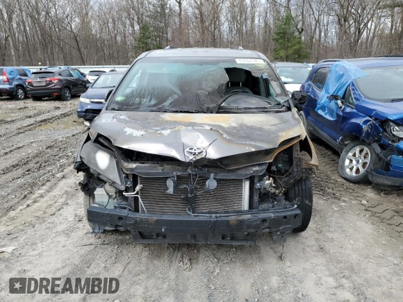 2015 Toyota Sienna XLE with VIN 5TDYK3DC4FS574285, listed as a Copart auction lot 49284185 with 0 mi miles and Salvage Title. Bid and sale history available at carsss.com. Image 5.
