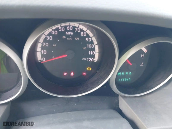 2010 Dodge Grand Caravan SE with VIN 2D4RN4DE7AR397092, listed as a IAAI auction lot 41084684 with 117,747 mi miles. Bid and sale history available at carsss.com. Image 7.