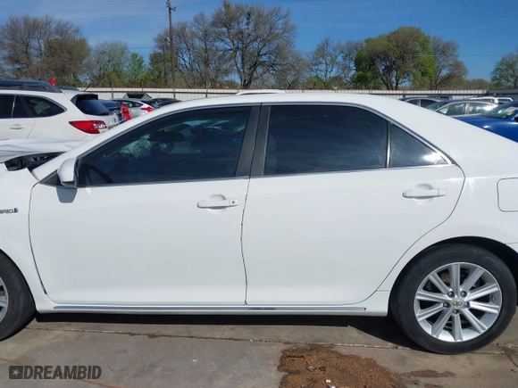 2012 Toyota Camry Hybrid XLE with VIN 4T1BD1FK8CU042730, listed as a IAAI auction lot 41803259 with 172,202 mi miles. Bid and sale history available at carsss.com. Image 15.