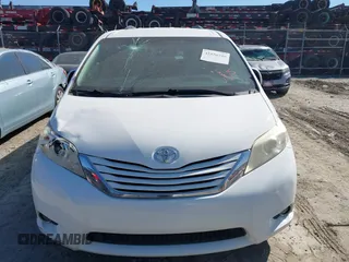 2016 Toyota Sienna LE AAS с VIN 5TDKK3DC0GS731995, выставлен на аукционе IAAI как лот 41856946 с пробегом 19 700 миль миль и . История ставок и продаж доступна на DreamBid. Изображение 12.