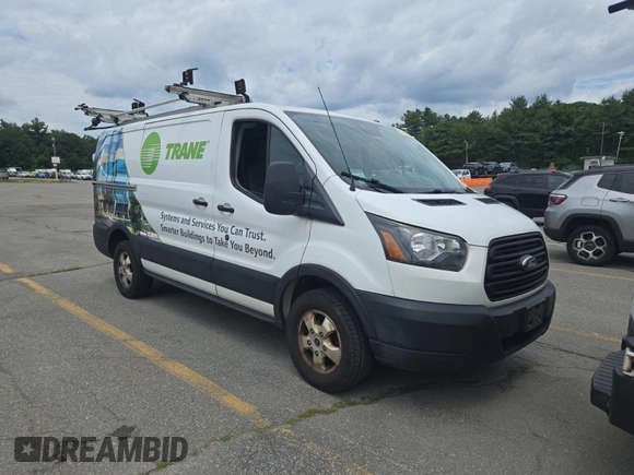 2019 Ford Transit с VIN 1FTYR1YG0KKA38013, выставлен на аукционе IAAI как лот 42832415 с пробегом 113 443 миль миль и . История ставок и продаж доступна на DreamBid. Изображение 46.