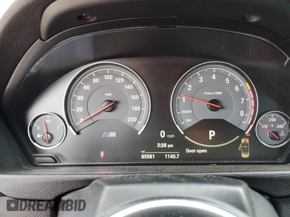 2015 BMW M4 with VIN WBS3U9C55FP967287, listed as a Copart auction lot 40572814 with 85,981 mi miles. Bid and sale history available at carsss.com. Image 9.