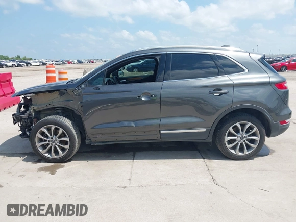 2017 Lincoln MKC Select with VIN 5LMCJ2C92HUL71237, listed as a IAAI auction lot 42436791 with 80,187 mi miles and . Bid and sale history available at DreamBid. Image 15.