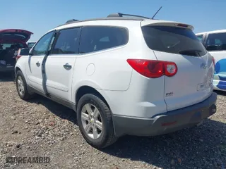 2010 Chevrolet Traverse LT w/1LT with VIN 1GNLRFED1AS130139, listed as a IAAI auction lot 42050224 with 135,446 mi miles. Bid and sale history available at carsss.com. Image 3.