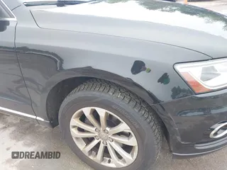 2015 Audi Q5 Premium Plus z VIN WA1LFAFP0FA056703, wystawiony jako IAAI lot #42486367 z przebiegiem 163 759 mil mil oraz . Historia ofert i sprzedaży dostępna na DreamBid. Obrazek 6.
