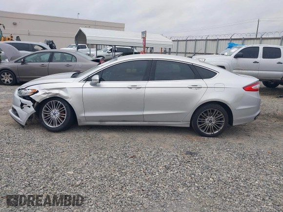 2016 Ford Fusion SE with VIN 3FA6P0H97GR258850, listed as a IAAI auction lot 41838546 with 124,244 mi miles and . Bid and sale history available at carsss.com. Image 14.