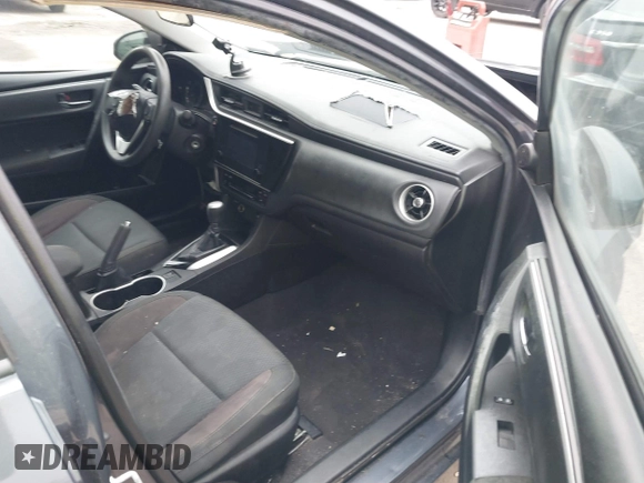 2019 Toyota Corolla L z VIN 5YFBURHE6KP937767, wystawiony jako IAAI lot #41886462 z przebiegiem 115 998 mil mil oraz . Historia ofert i sprzedaży dostępna na DreamBid. Obrazek 5.