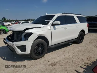2024 Ford Expedition Max XLT with VIN 1FMJK1H8XREA21951, listed as a Copart auction lot 45556635 with 8,544 mi miles and Salvage Title. Bid and sale history available at DreamBid. Image 1.